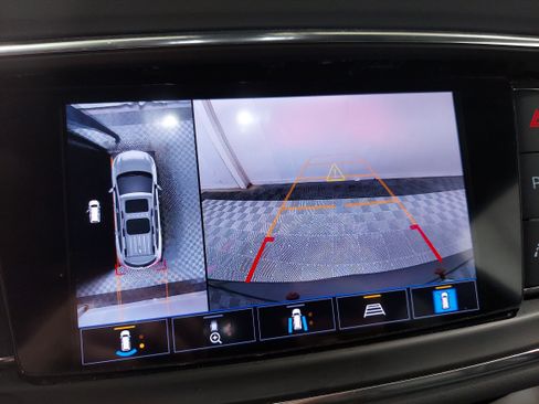 Used 2022 Buick Enclave Premium w/ LPO, Floor Liner Package AWD/4WD image 10