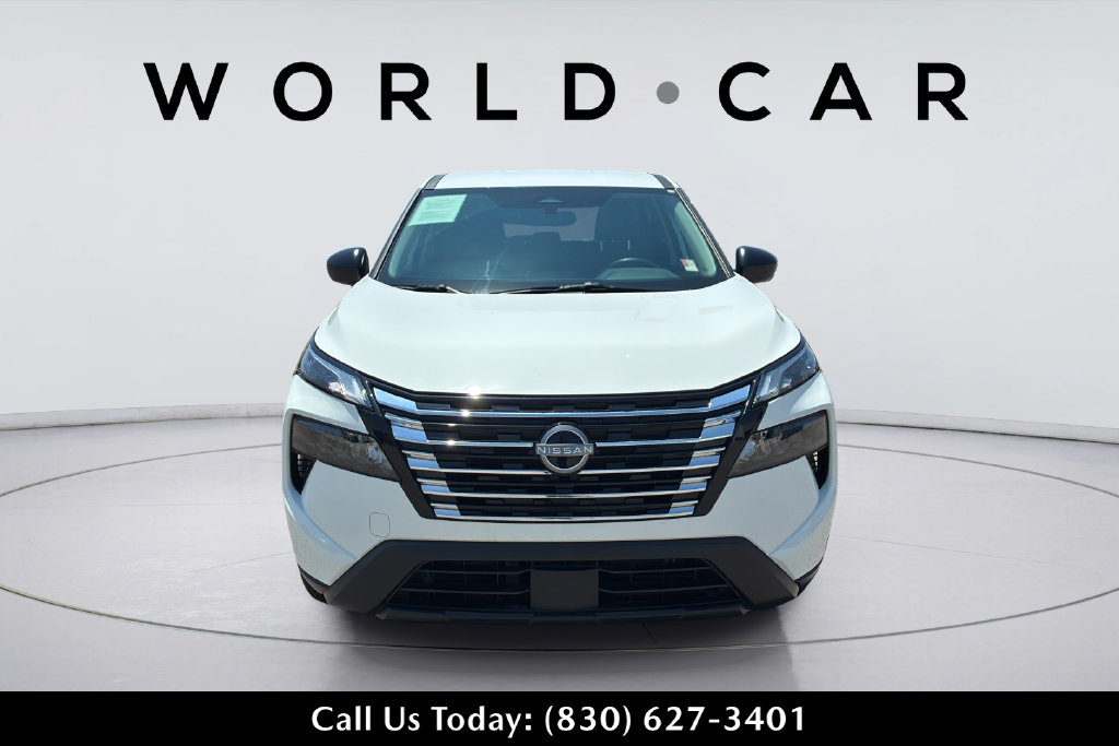 Used 2025 Nissan Rogue S FWD image 16
