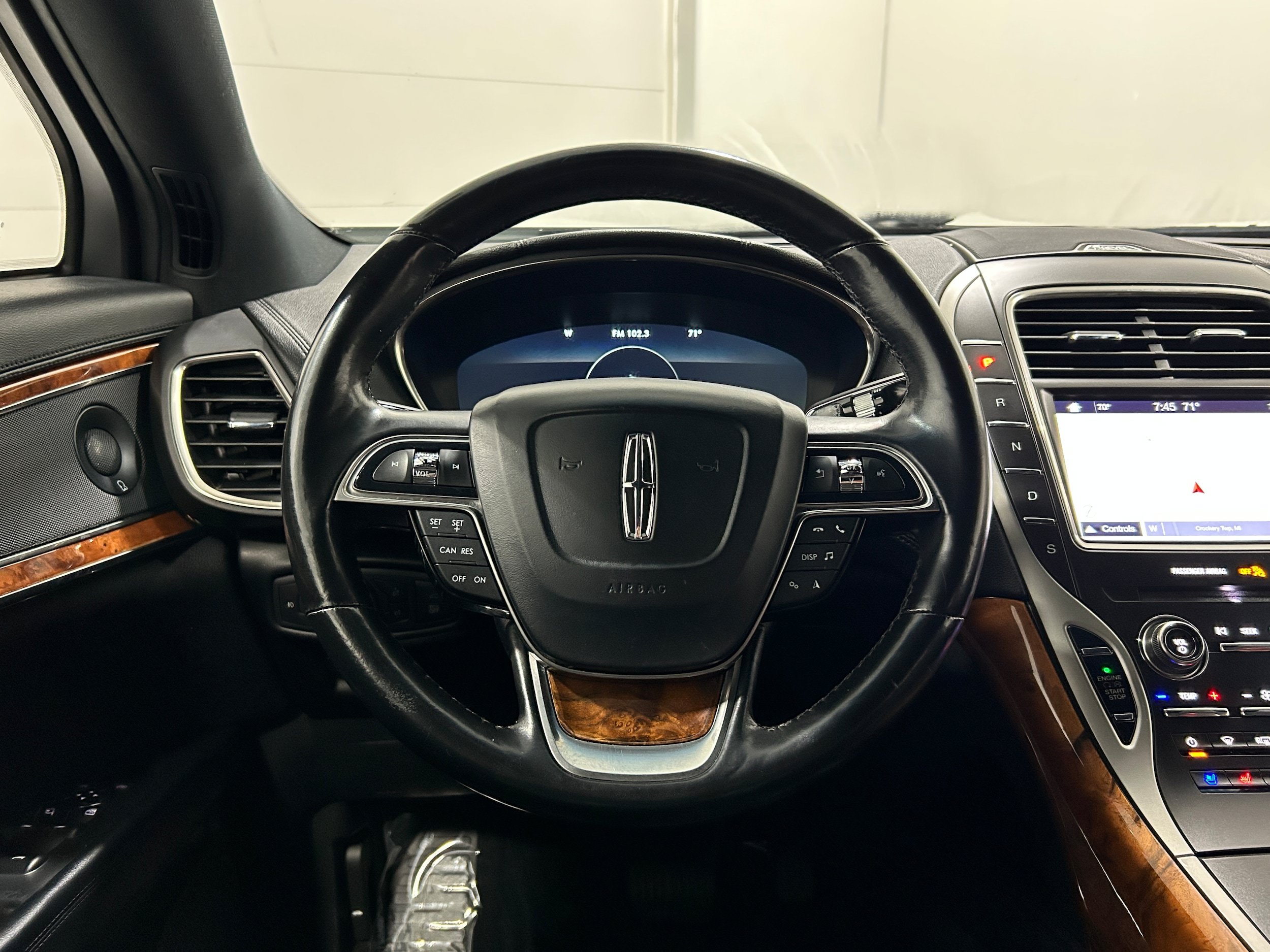 Used 2019 Lincoln Nautilus Reserve AWD/4WD image 14