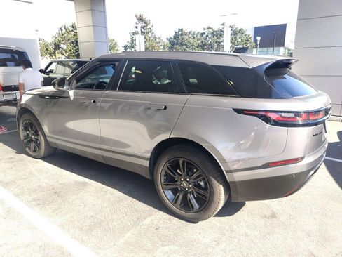 Used 2022 Land Rover Range Rover Velar S image 4