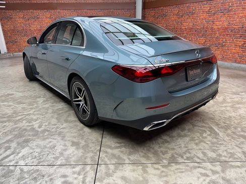 Used 2026 Mercedes-Benz E 350 4MATIC Sedan image 3