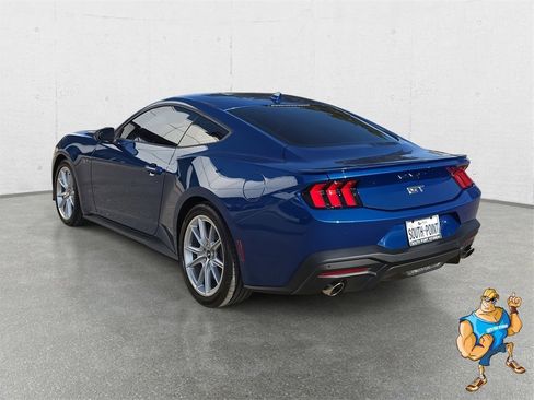 Used 2024 Ford Mustang GT Premium image 7