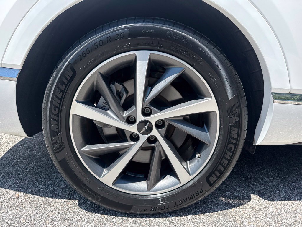 Used 2025 Genesis GV80 2.5T Advanced AWD/4WD image 12