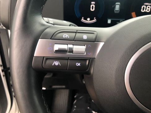 Certified 2025 Hyundai Kona SEL AWD/4WD image 7