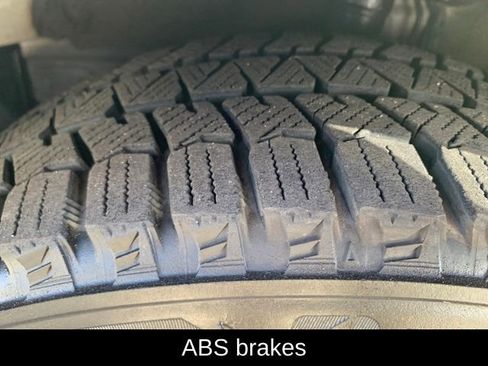 Used 2017 Toyota Prius Two w/ Prius Two Safety Plus Package image 11