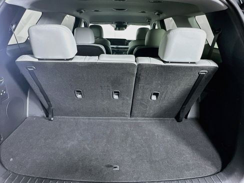 Used 2025 Hyundai Palisade SEL FWD image 30
