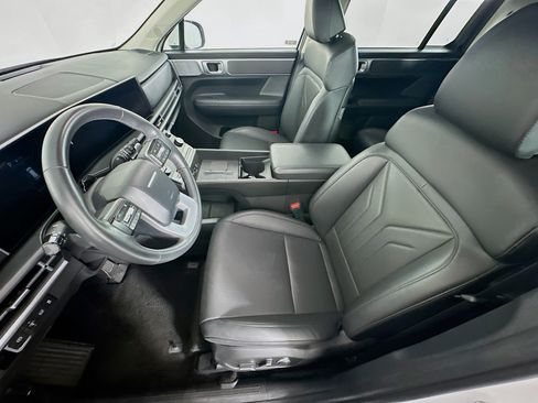 Used 2025 Hyundai Santa Fe SEL AWD/4WD image 13