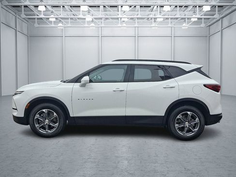 Certified 2024 Chevrolet Blazer LT w/ Convenience Package image 8