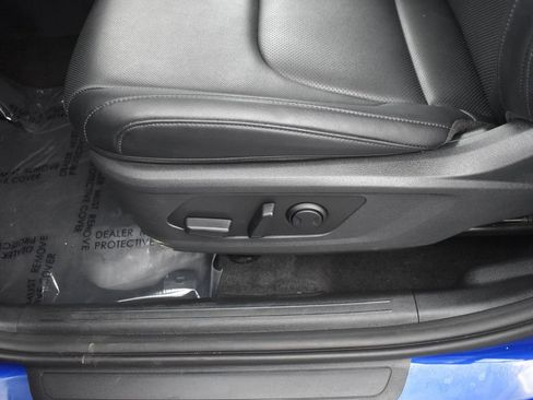 Used 2025 Kia Sportage EX w/ Premium Package image 12