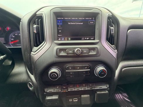 Used 2024 Chevrolet Silverado 2500 W/T w/ WT Convenience Package RWD image 18