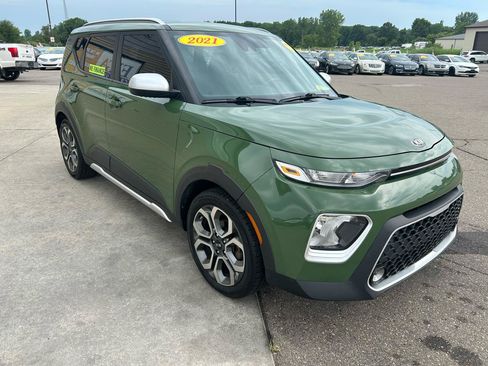 Used 2021 Kia Soul X-Line FWD image 3