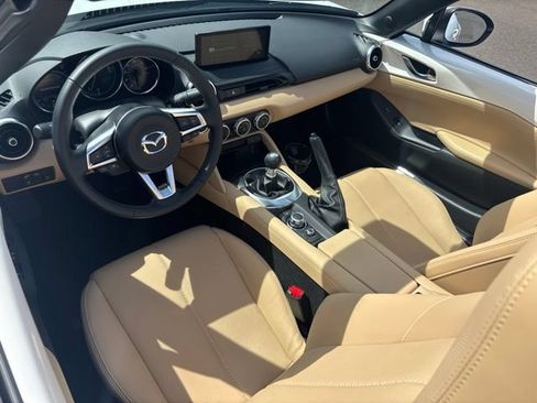 Used 2025 MAZDA MX-5 Miata Grand Touring w/ Appearance Package RWD image 13
