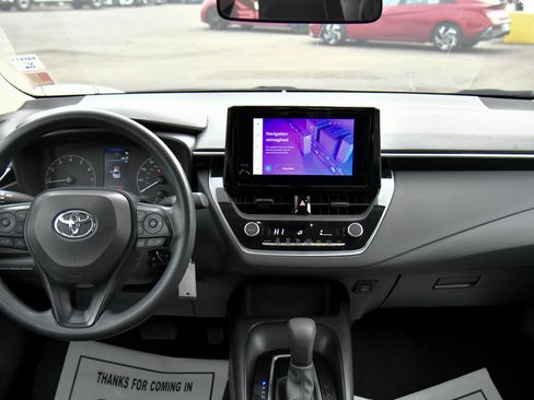 Used 2024 Toyota Corolla LE image 36