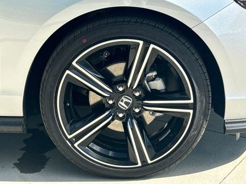 New 2026 Honda Accord SE image 11