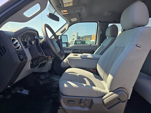 Used 2015 Ford F250 XLT w/ XLT Value Package AWD/4WD image 10