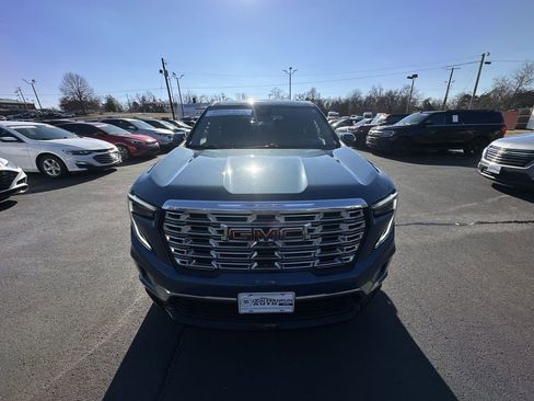 Used 2024 GMC Acadia Denali w/ Super Cruise Package image 27