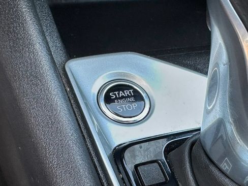 Used 2025 Nissan Altima 2.5 SV FWD image 30