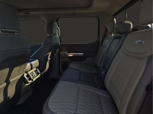 Used 2025 Ford F150 Platinum w/ Equipment Group 703A Plus AWD/4WD image 8