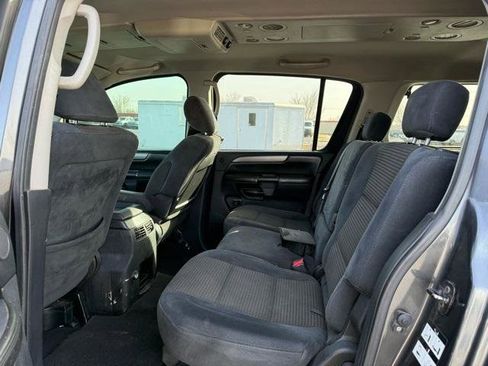 Used 2011 Nissan Armada SV image 11
