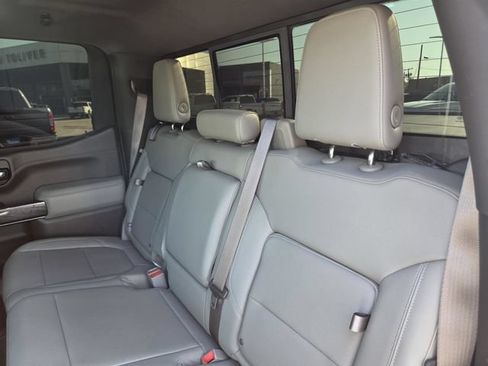Used 2019 Chevrolet Silverado 1500 LTZ w/ LTZ Premium Package AWD/4WD image 32