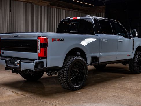 Used 2026 Ford F250 Platinum image 10