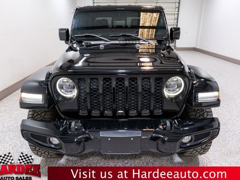 Used 2023 Jeep Gladiator Overland image 7