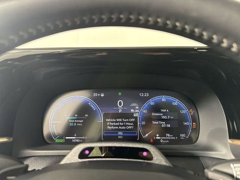 Used 2025 Toyota Crown Signia image 16