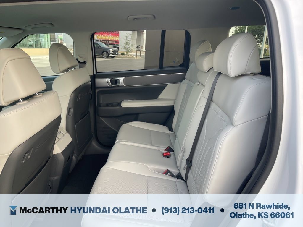 Used 2026 Hyundai Santa Fe SEL AWD/4WD image 5