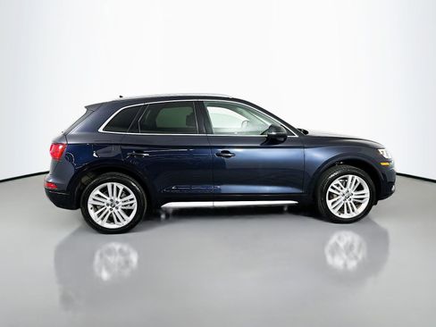 Used 2019 Audi Q5 3.2 Premium w/ Premium Plus Package AWD/4WD image 8