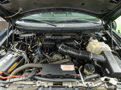 Used 2013 Ford F150 Raptor w/ Luxury Equipment Group image 18