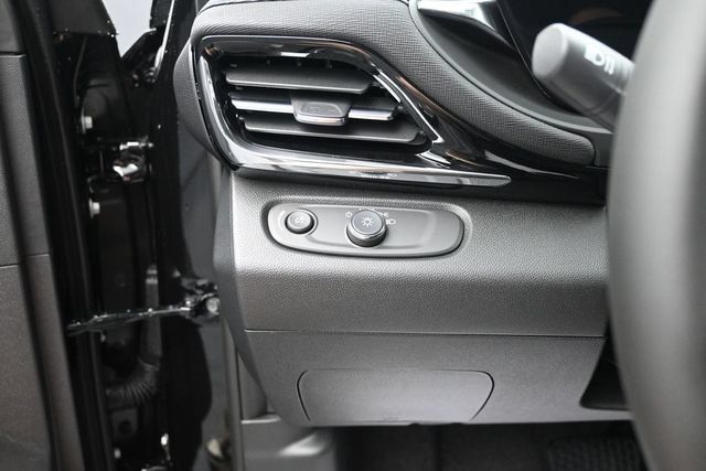 New 2026 Buick Envista Sport Touring w/ Convenience I Package FWD image 29