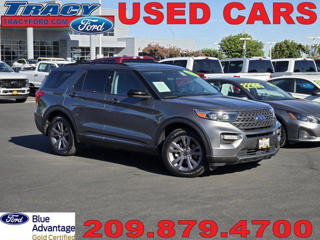 Certified 2024 Ford Explorer XLT w/ Equipment Group 202A RWD image 1