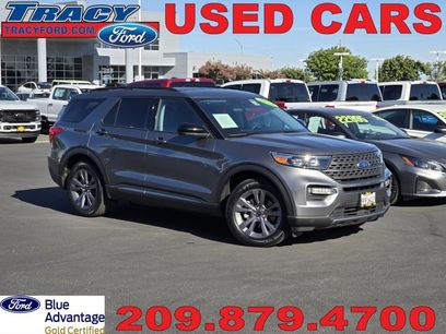 Certified 2024 Ford Explorer XLT w/ Equipment Group 202A