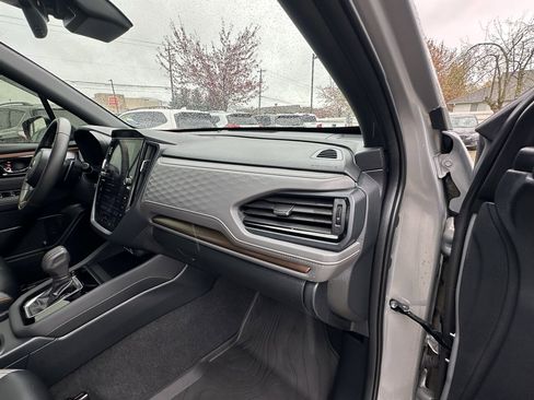 Used 2025 Subaru Forester Sport w/ Popular Package #2 image 11