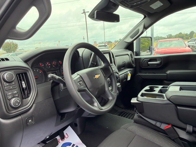 New 2026 Chevrolet Silverado 2500 Custom w/ Custom Value Package AWD/4WD image 10