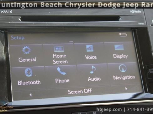 Used 2016 Toyota Avalon XLE Premium image 25