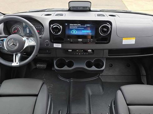 New 2026 Mercedes-Benz Sprinter 2500 image 15