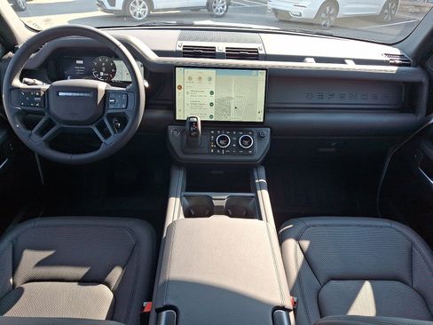 Used 2026 Land Rover Defender 110 S image 20