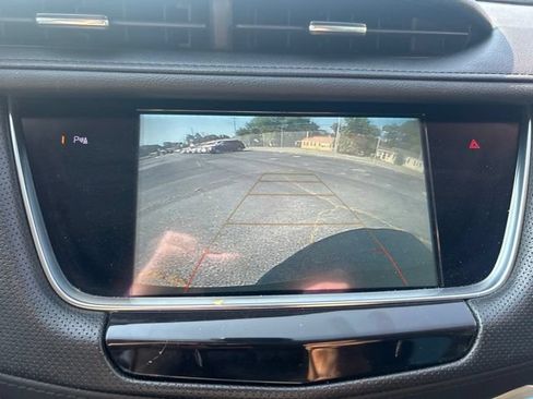 Used 2019 Cadillac XT5 Luxury FWD image 10