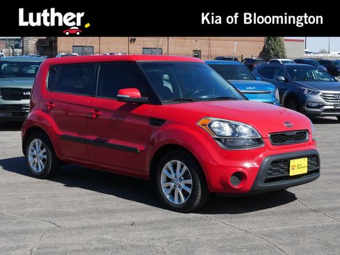 Used 2013 Kia Soul + image 1