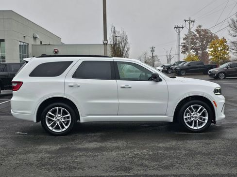 Used 2024 Dodge Durango GT image 4
