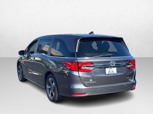 Used 2018 Honda Odyssey Touring image 4