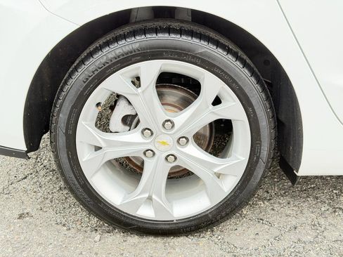 Used 2017 Chevrolet Cruze Premier image 80