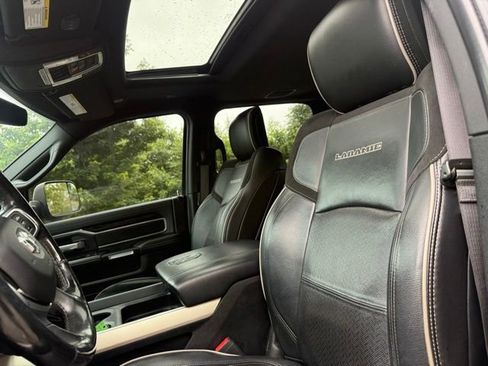 Used 2019 RAM 2500 Laramie AWD/4WD image 11