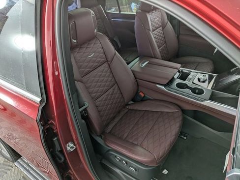 New 2026 Cadillac Escalade Luxury w/ Touring Package image 35