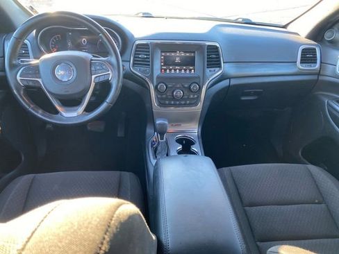 Used 2021 Jeep Grand Cherokee Laredo w/ Security & Convenience Group image 6