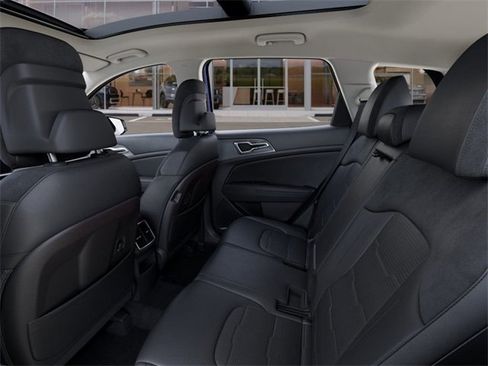 New 2026 Kia Sportage SX image 18