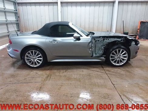 Used 2017 FIAT 124 Spider Lusso image 5