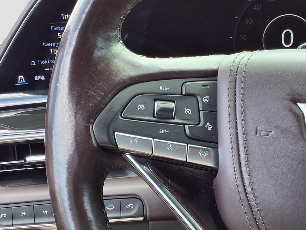 Used 2021 Cadillac Escalade Sport Platinum AWD/4WD image 14