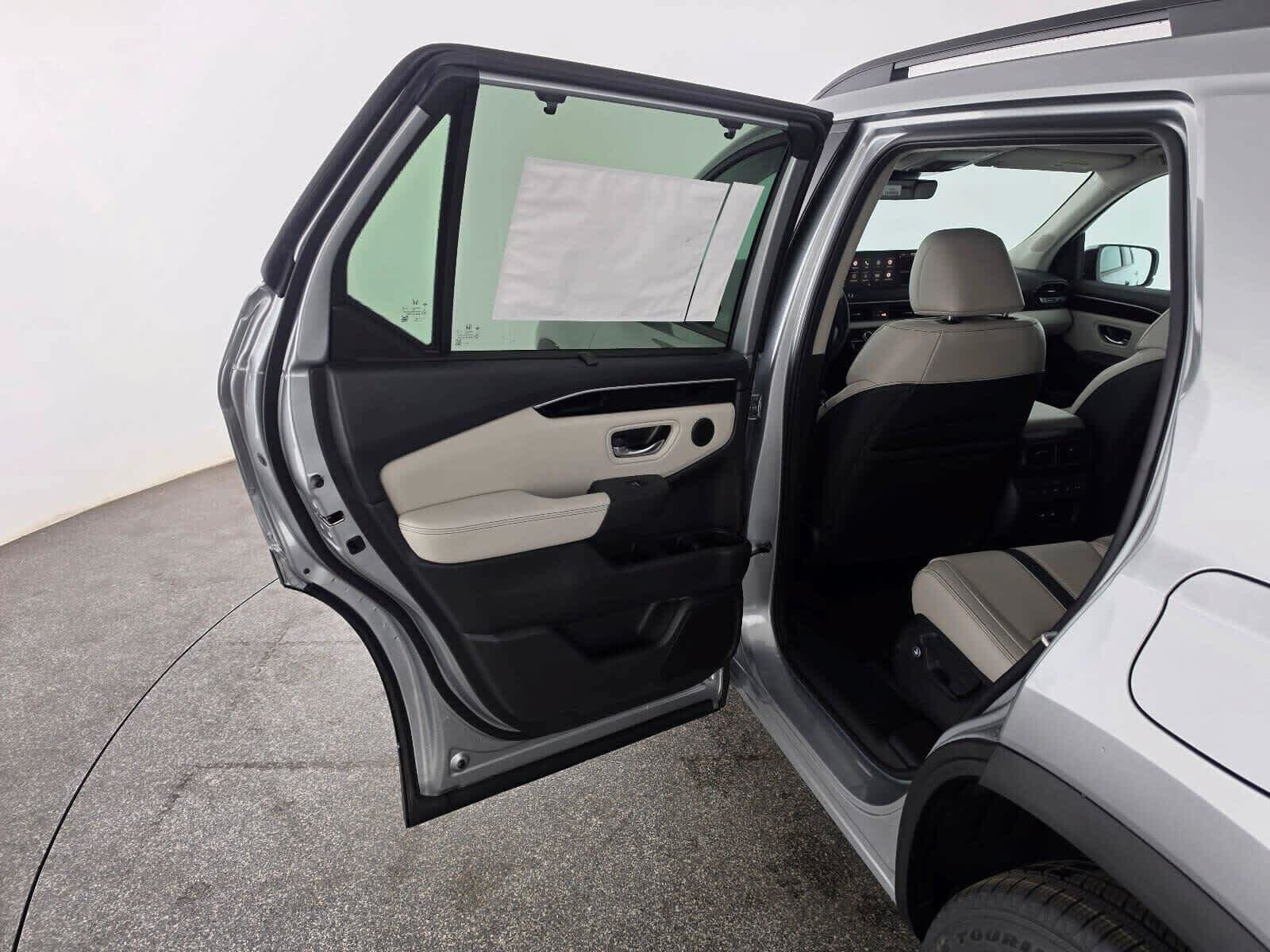 New 2026 Honda Pilot EX-L image 17